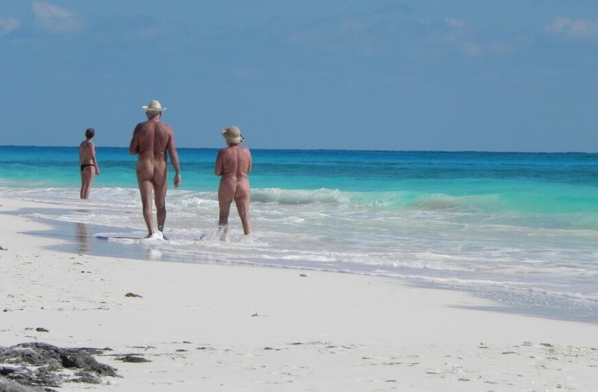 Nudist beaches of Italy