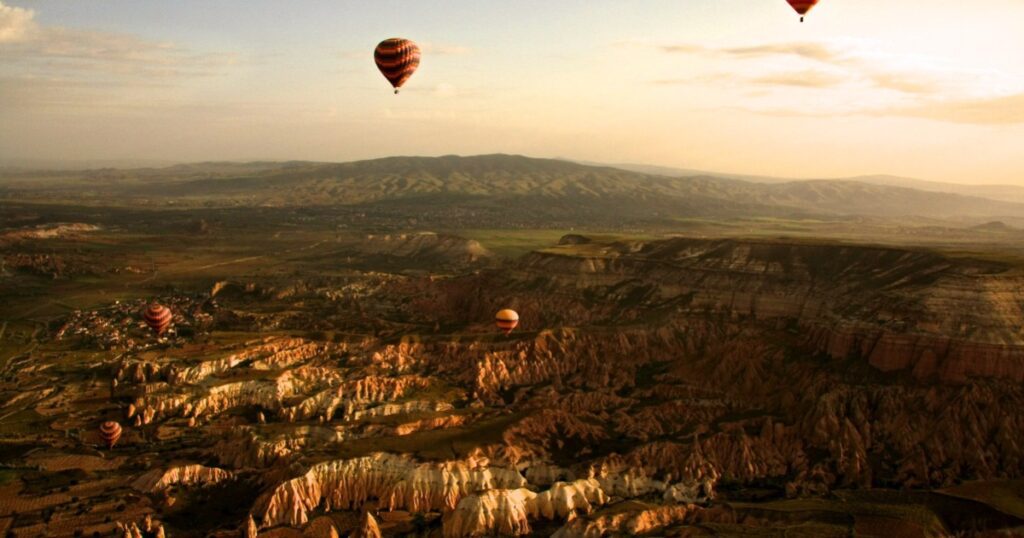 The best hot air balloon experience in the grand canyons