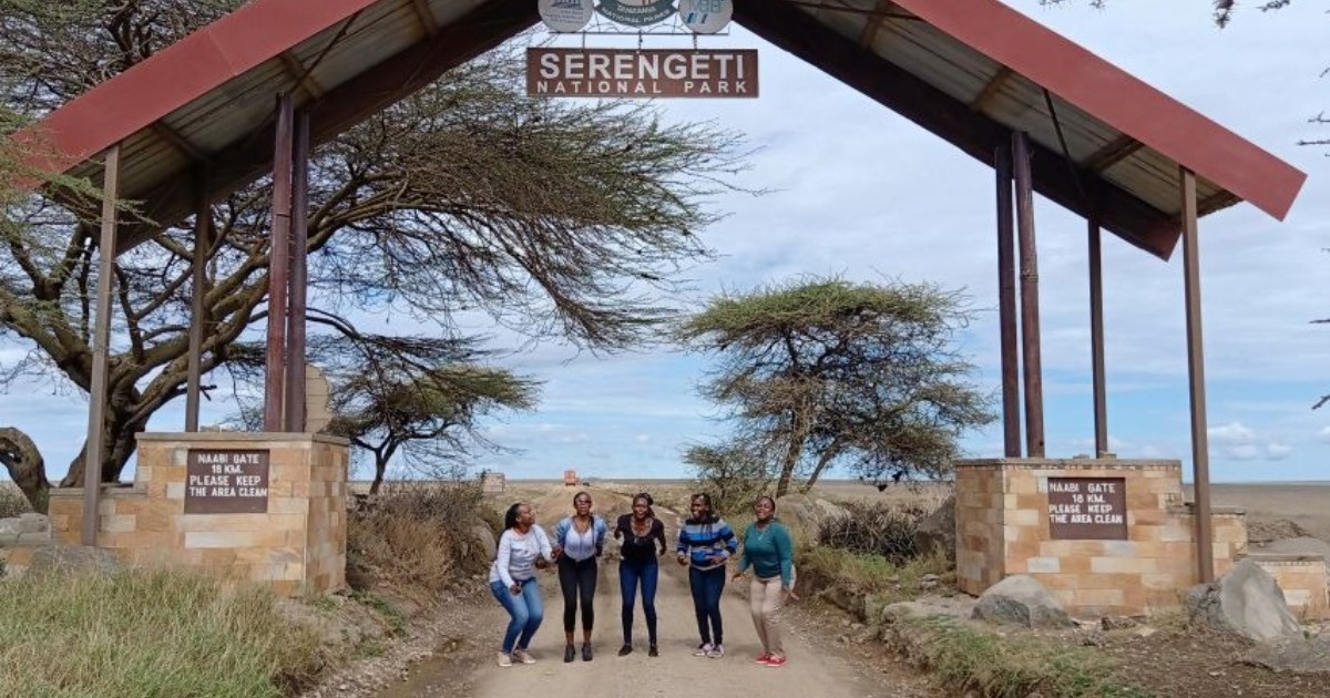 4 Days Safari Tour From Arusha with the visit of Serengeti and Ngorongoro