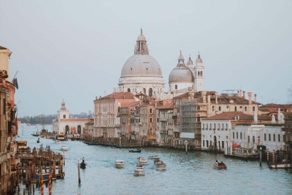 the best places to visit in Italy with kids, Venice, the best family vacation