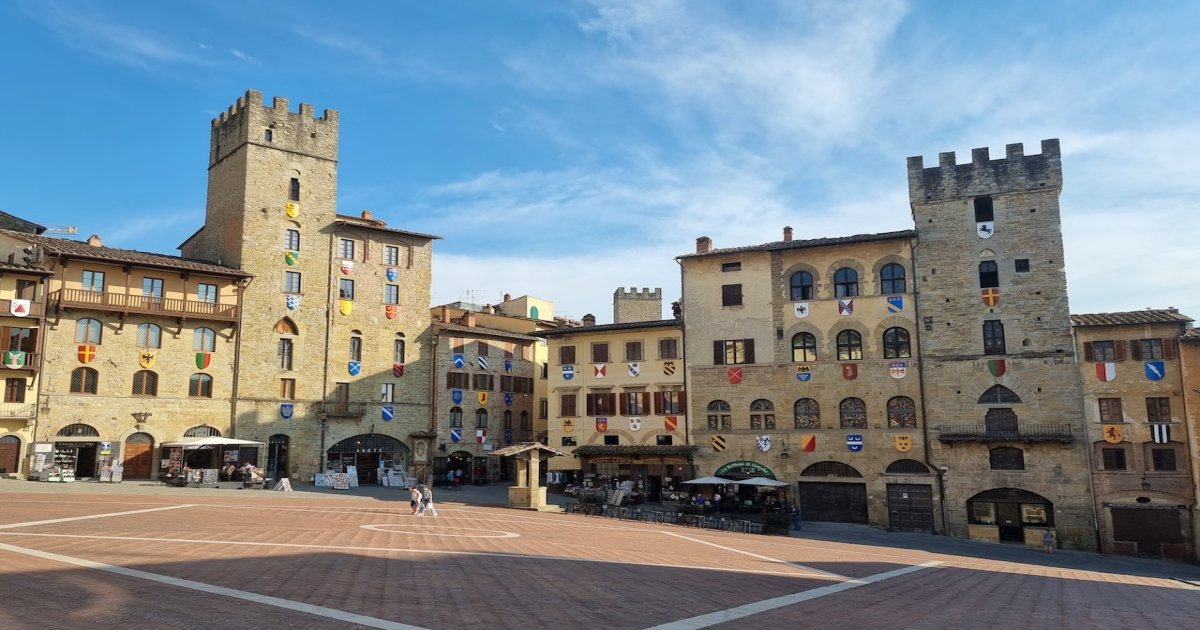 Arezzo city in Italy, travel guide