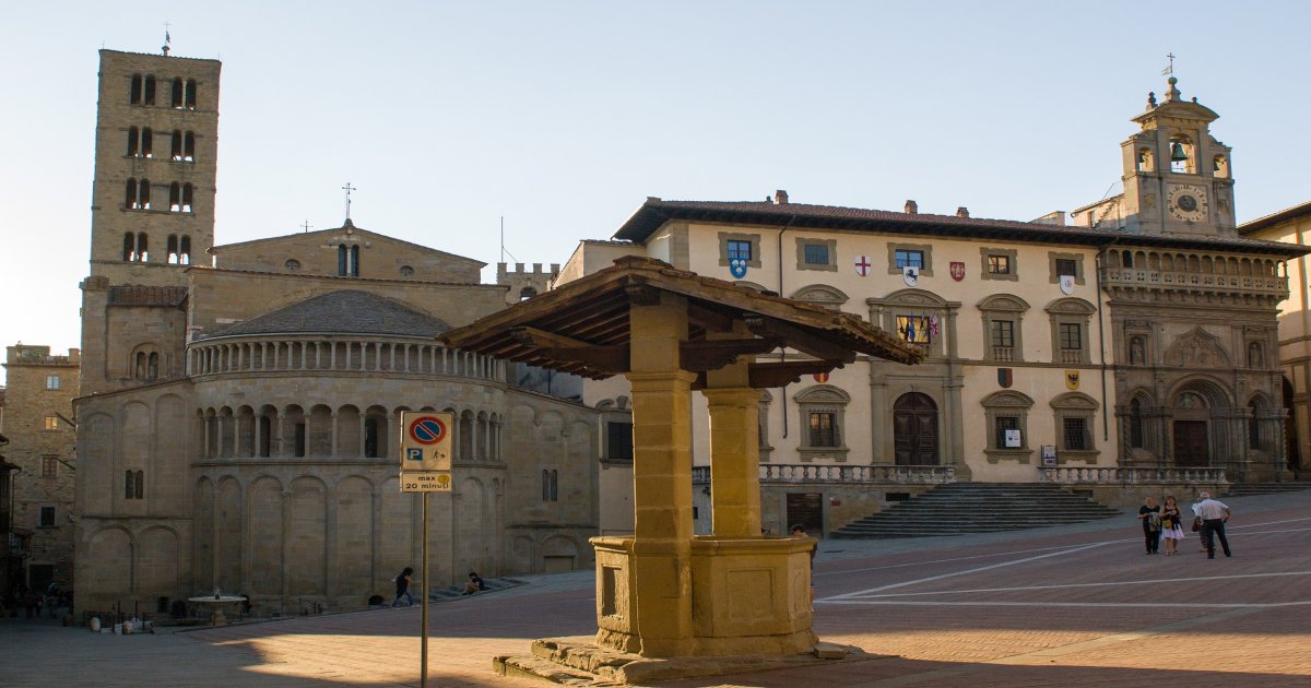 Uncovering Facts About Arezzo, Italy buildings