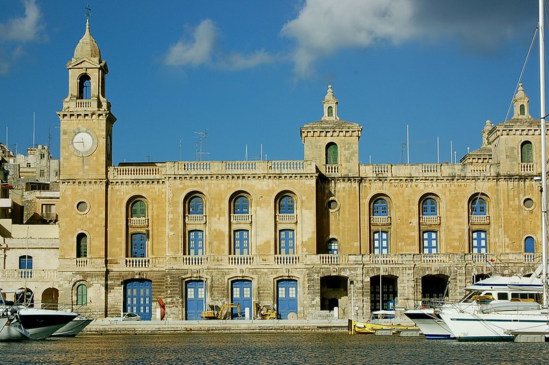 Malta Maritime Museum, maltese monuments